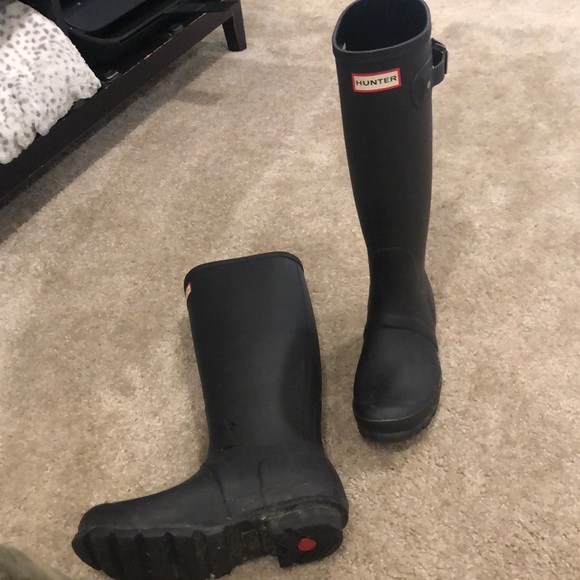 Hunter Boots - Picture 2 of 3